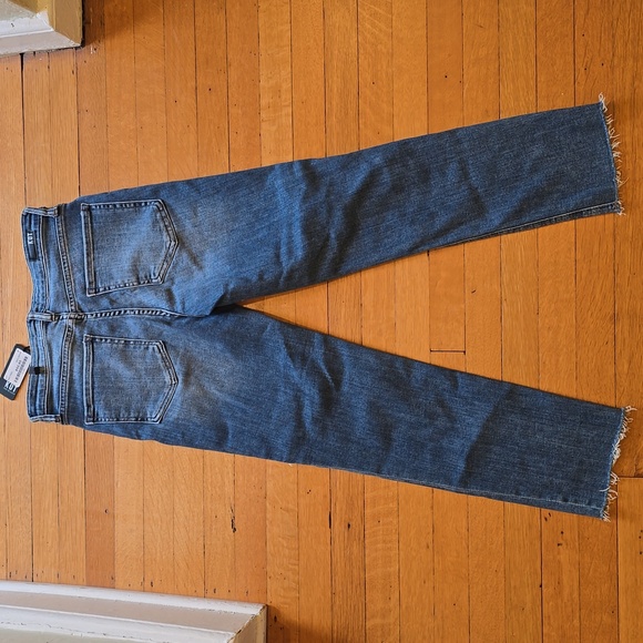 NWT, Kut From The Kloth, Rachael Fab AB Distressed Mom Jean, Medium Wash, 2 - Picture 2 of 14